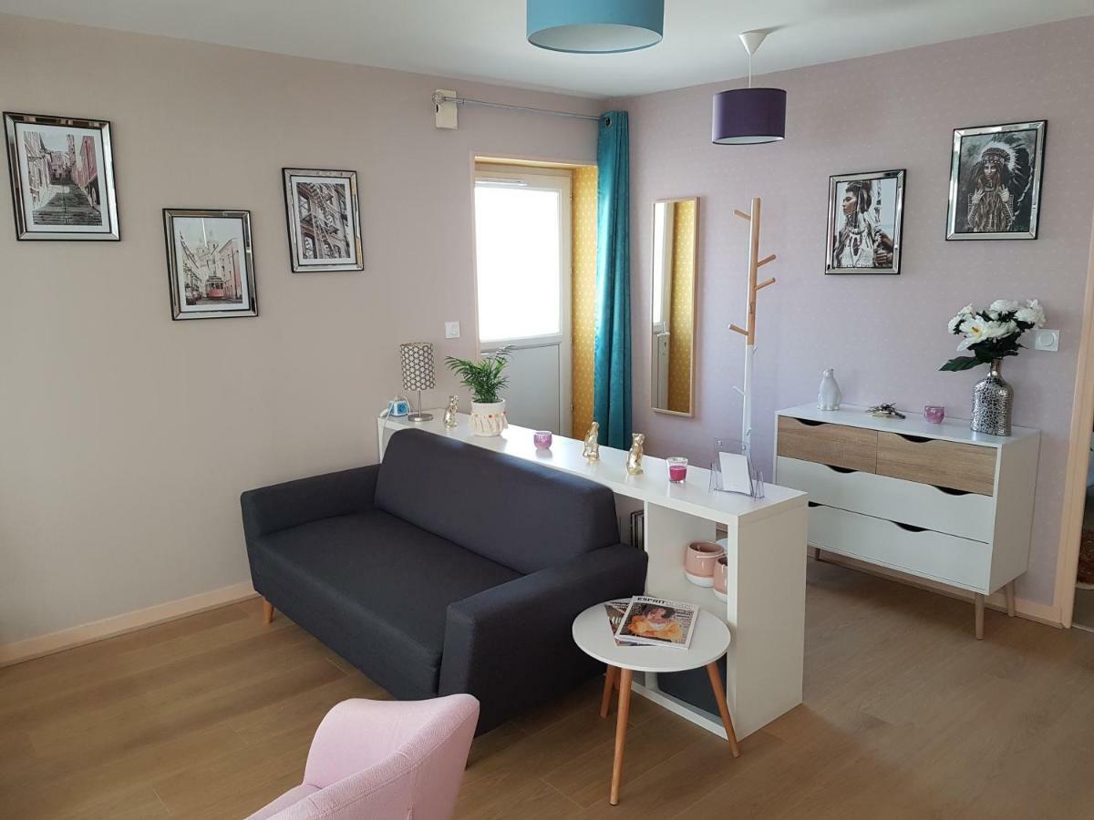 Apartamento 221B Chic et coloré !!! Châteauroux Exterior foto